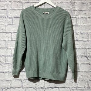 Hollister Women's Light Green Crewneck Sweater